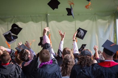 Acte de graduació dels estudiants dels màsters MEE-MET i reconeixement del PDI i PAS de l'Escola