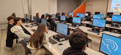 Continuen els tallers que s'ofereixen en el marc del programa Escolab