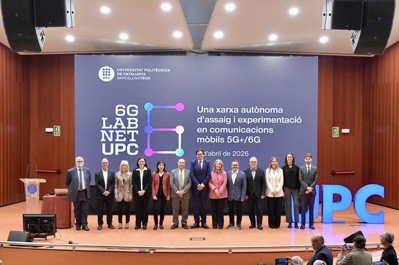 Group photo of the project researchers and institutional representatives